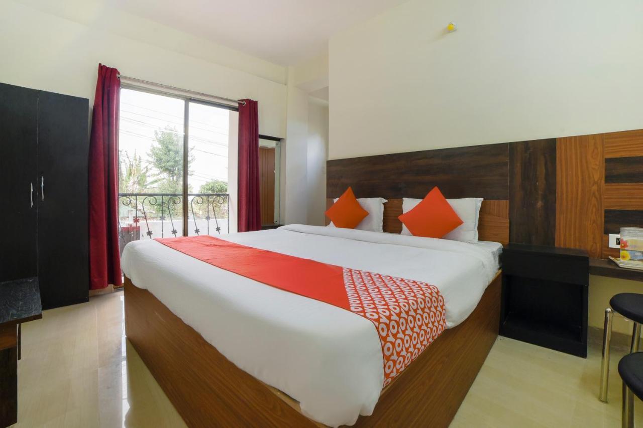 Oyo 40726 Classic Guest House ชิลลอง ภายนอก รูปภาพ