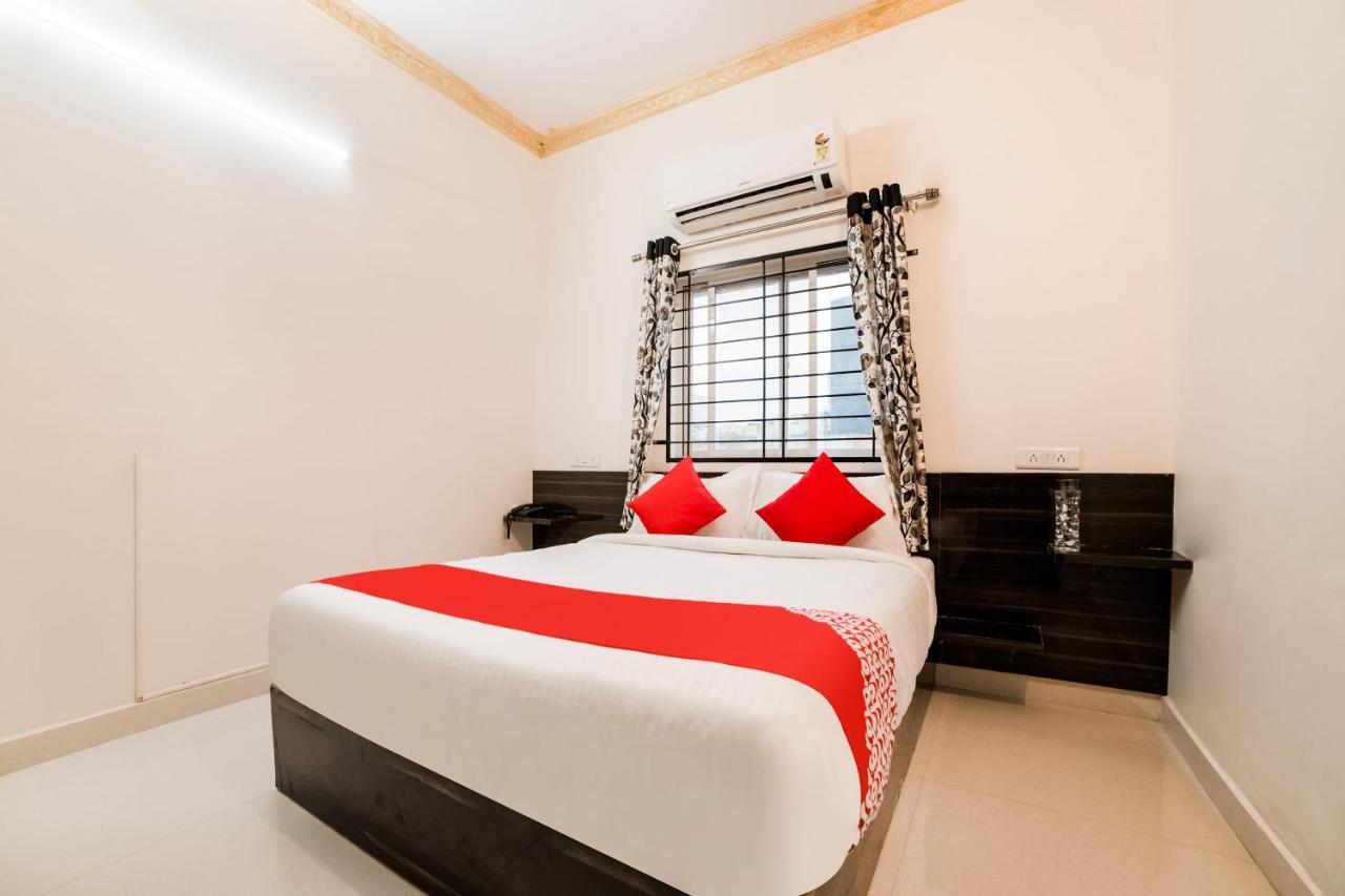 Oyo 40726 Classic Guest House ชิลลอง ภายนอก รูปภาพ