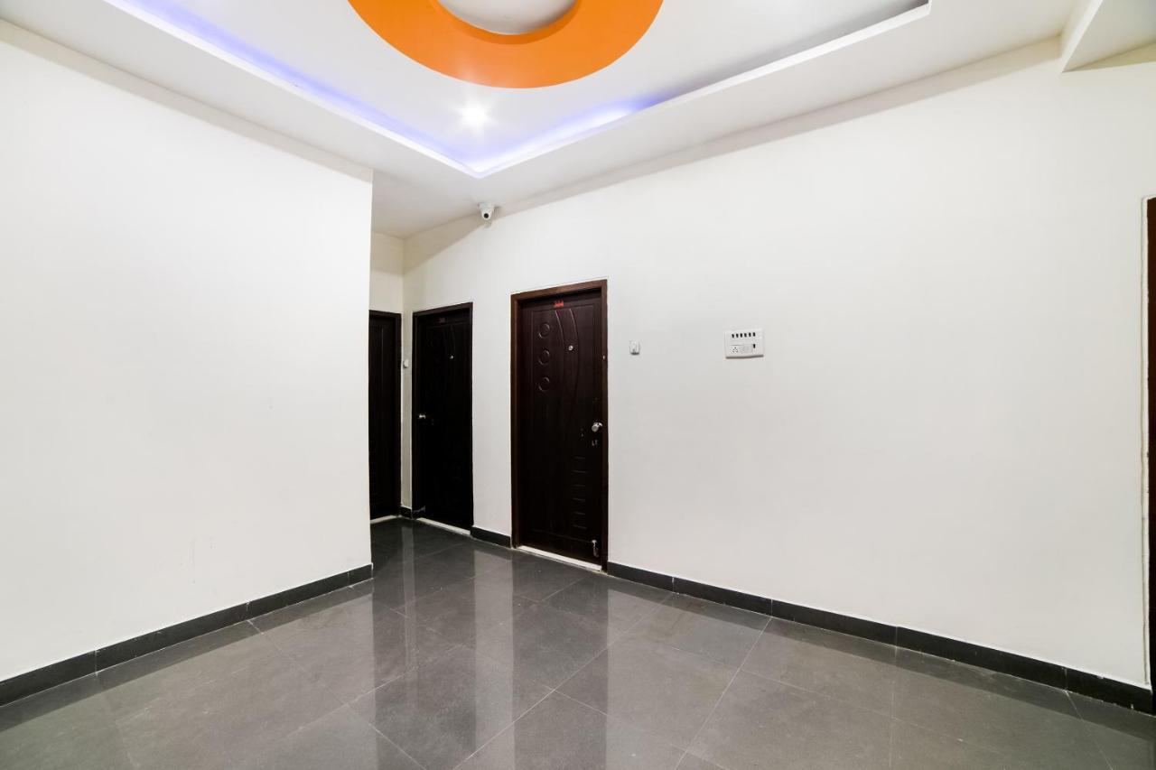 Oyo 40726 Classic Guest House ชิลลอง ภายนอก รูปภาพ