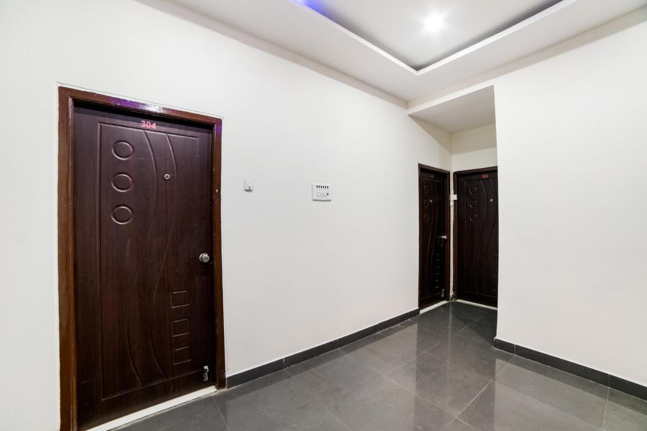Oyo 40726 Classic Guest House ชิลลอง ภายนอก รูปภาพ