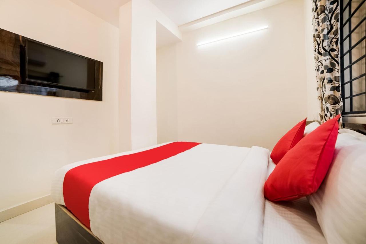 Oyo 40726 Classic Guest House ชิลลอง ภายนอก รูปภาพ